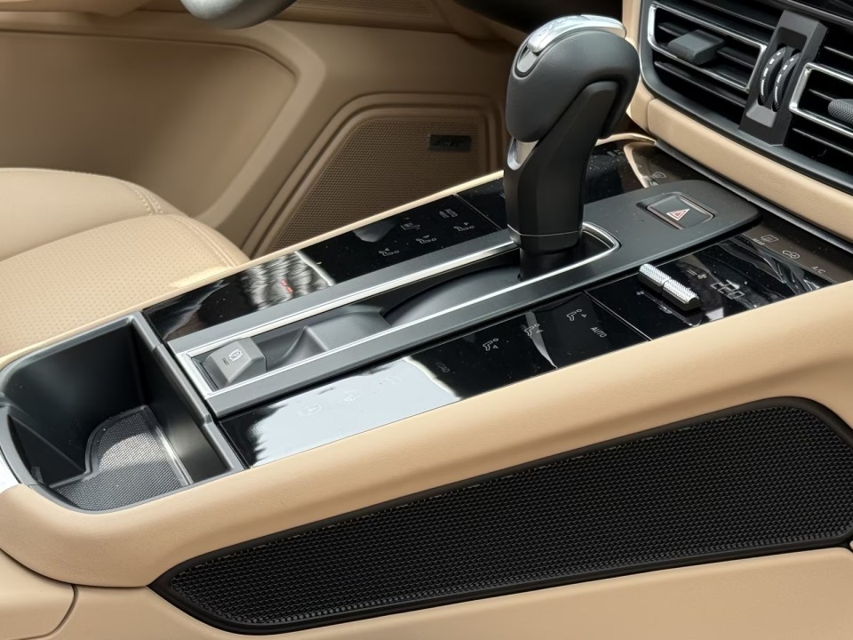 Porsche Macan - foto 14