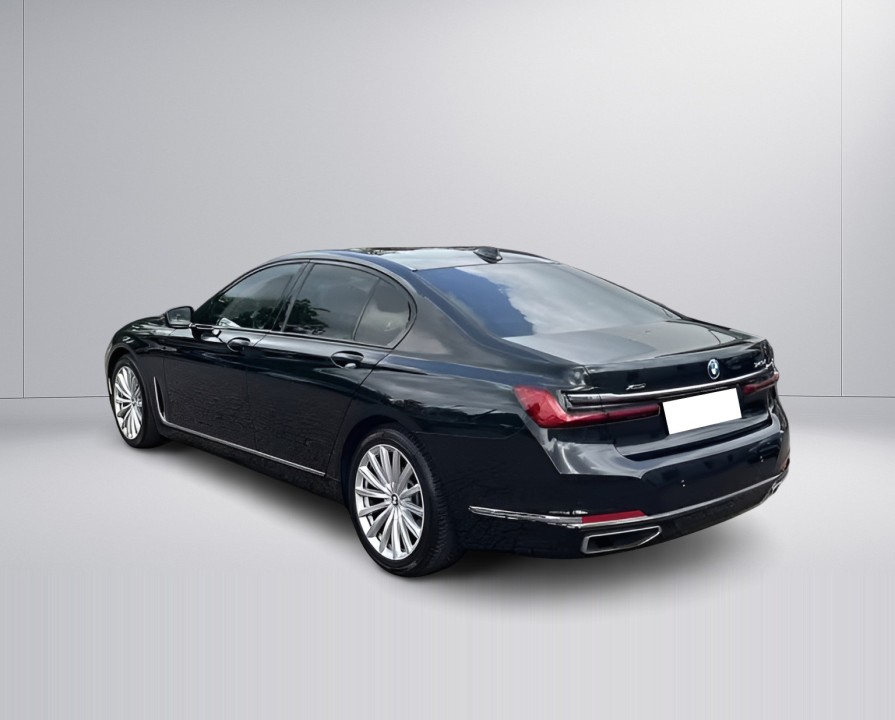 BMW Seria 7xDrive740d (4)