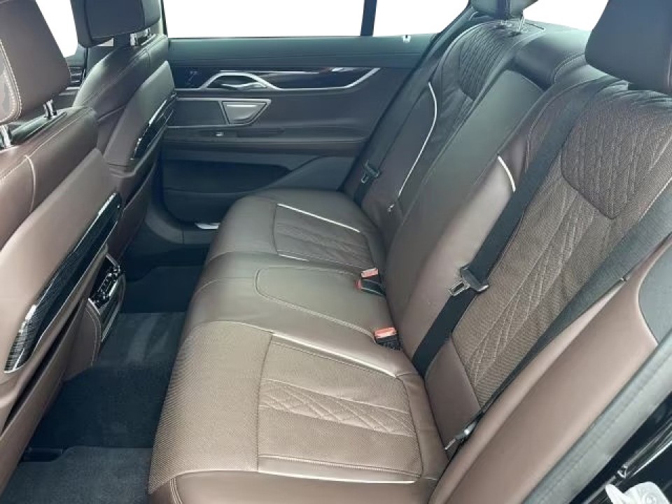 BMW Seria 7xDrive740d - foto 8