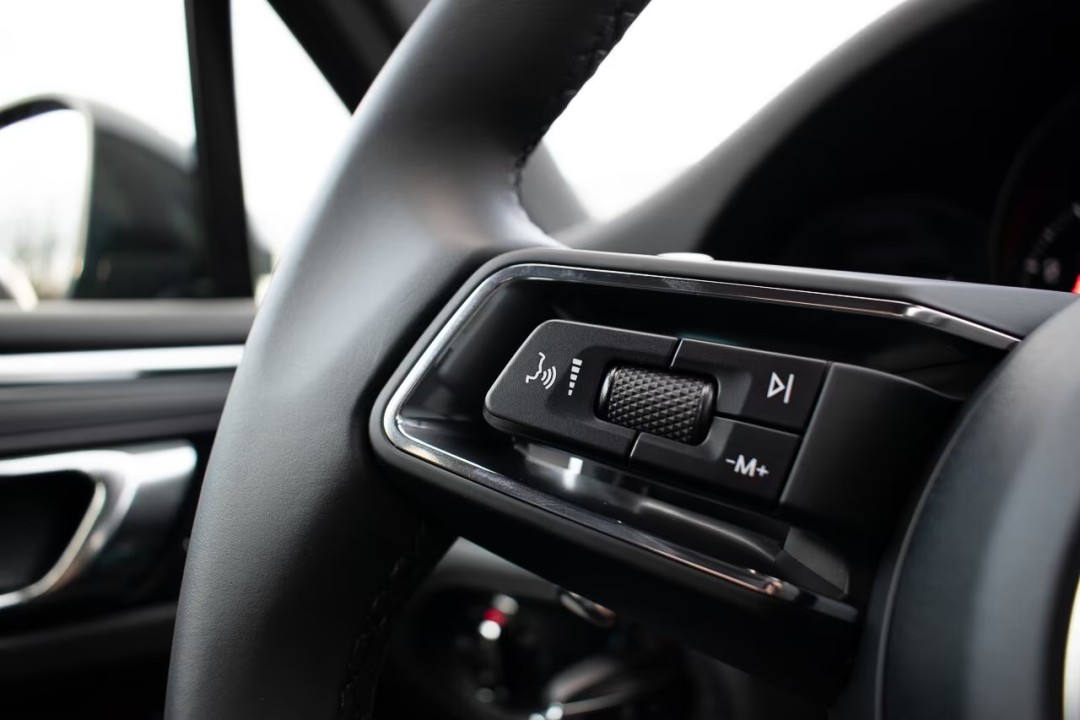 Porsche Macan - foto 10