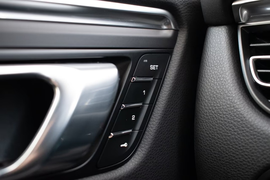 Porsche Macan - foto 25