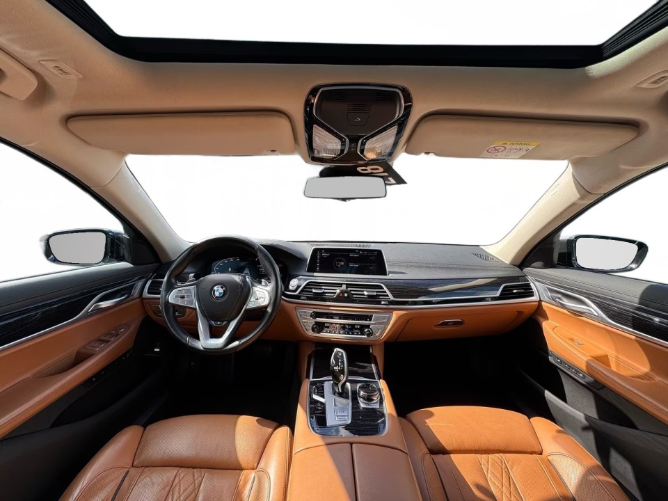 BMW Seria 7 xDrive740d - foto 9