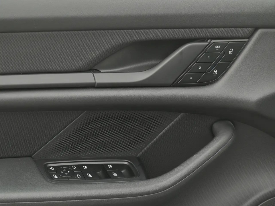 Porsche Taycan Sport Turismo - foto 19