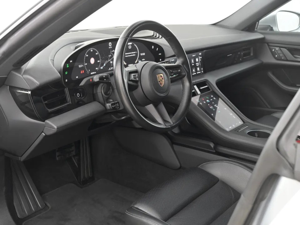 Porsche Taycan Sport Turismo - foto 8