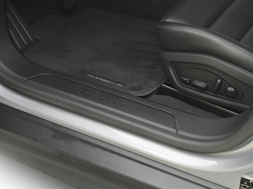 Porsche Taycan Sport Turismo - foto 20