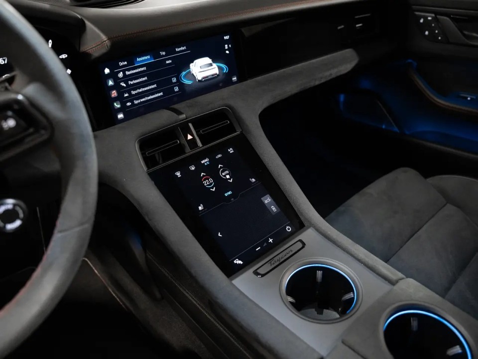 Porsche Taycan GTS Sport Turismo - foto 15