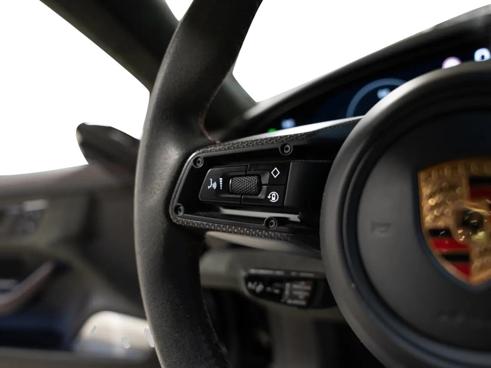 Porsche Taycan GTS Sport Turismo - foto 10