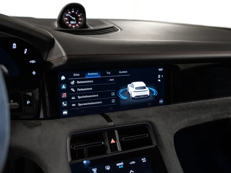 Porsche Taycan GTS Sport Turismo - foto 18