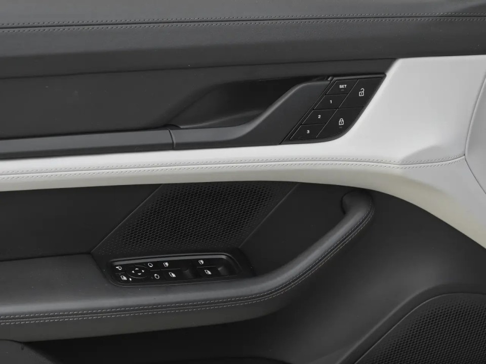 Porsche Taycan 4S - foto 20