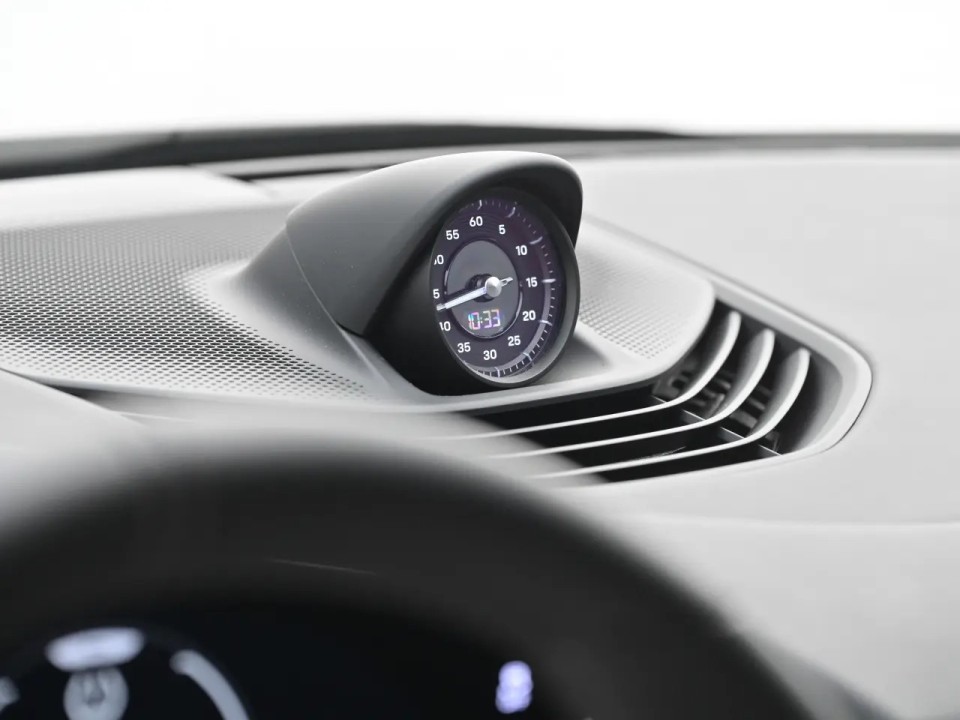 Porsche Taycan 4S - foto 16