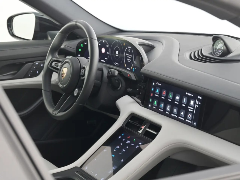 Porsche Taycan 4S - foto 9