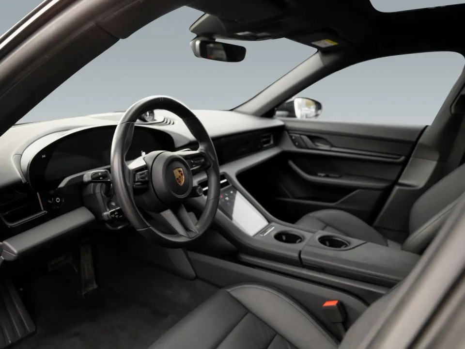 Porsche Taycan - foto 6