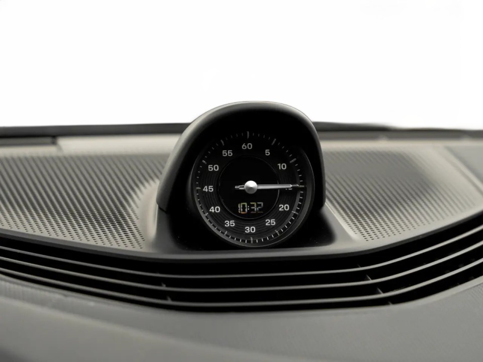 Porsche Taycan - foto 21