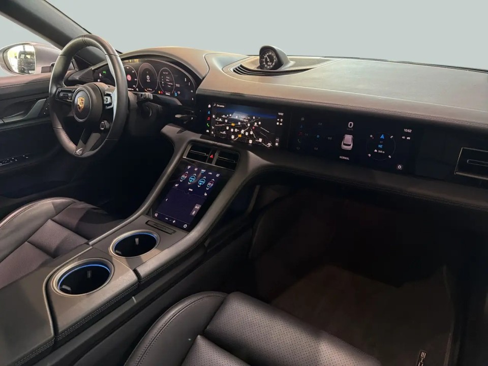 Porsche Taycan 4S Sport Turismo - foto 9