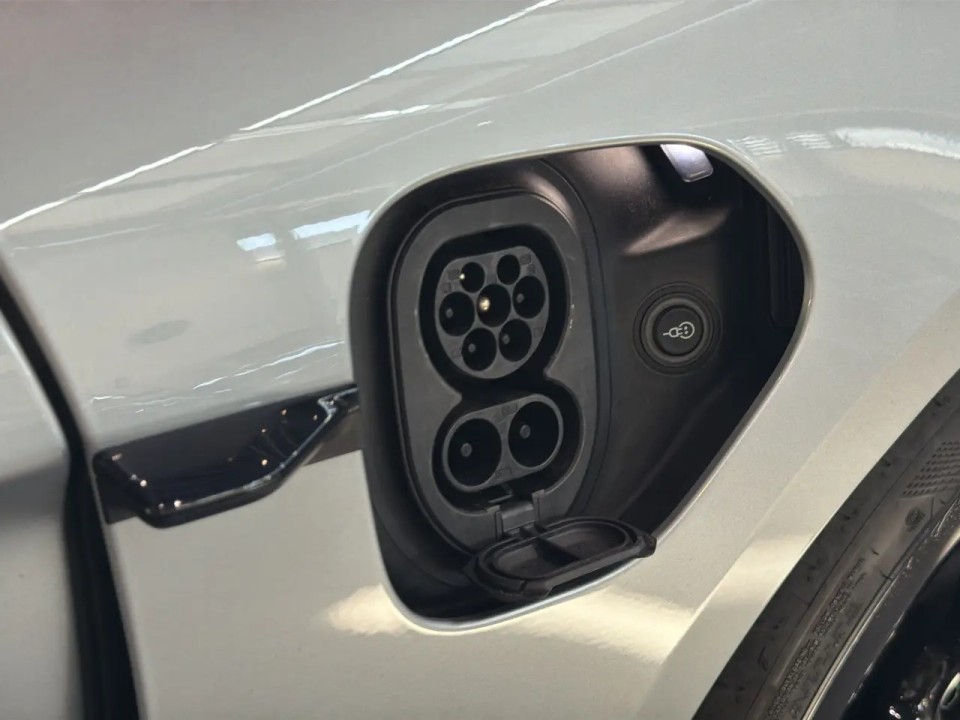 Porsche Taycan 4S Sport Turismo - foto 29