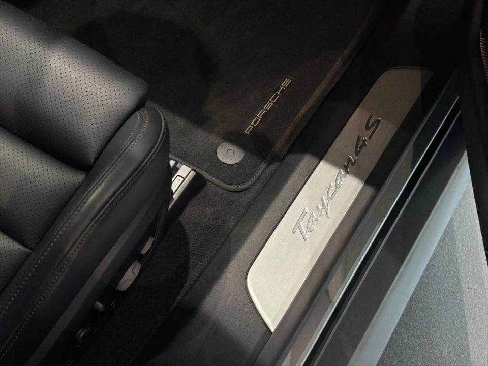 Porsche Taycan 4S Sport Turismo - foto 25