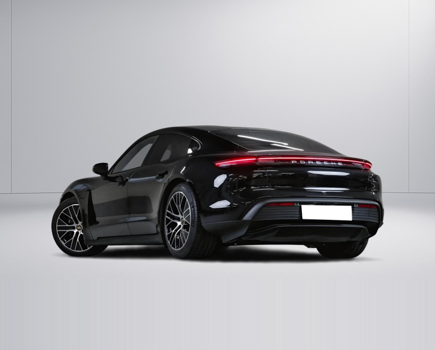 Porsche Taycan (3)