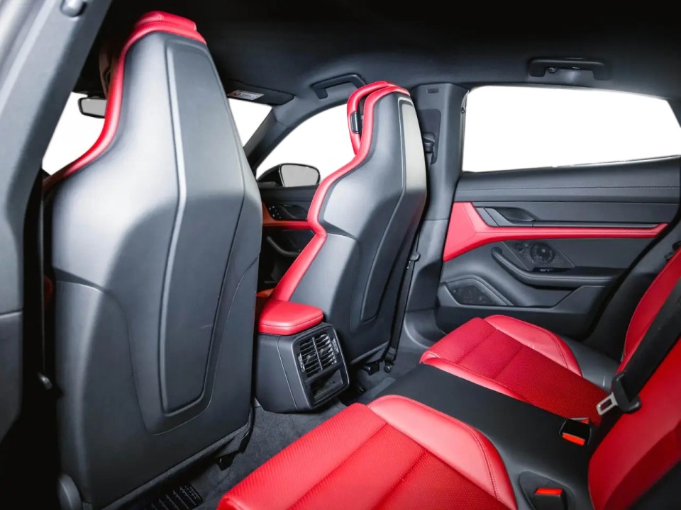 Porsche Taycan - foto 27