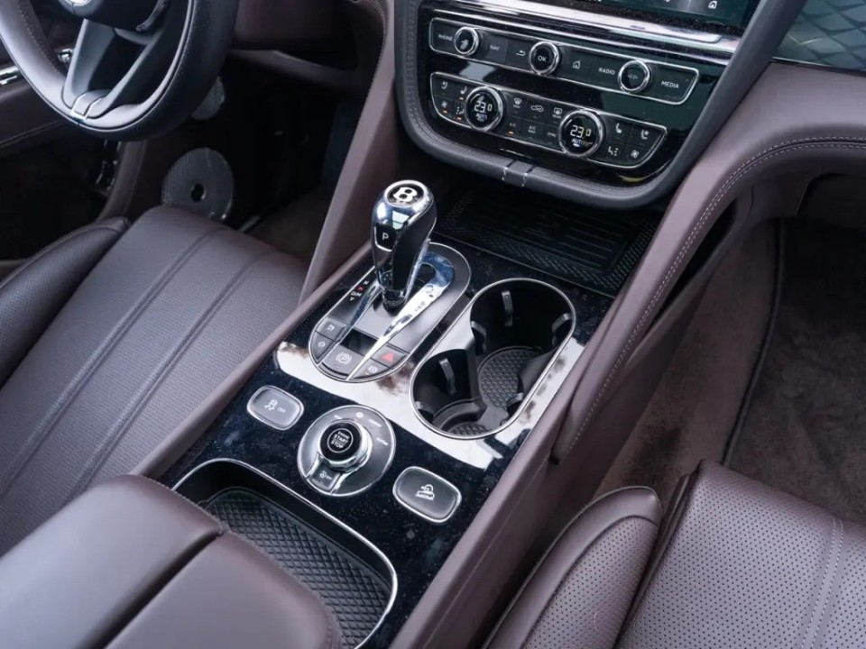 Bentley Bentayga S V8 - foto 9