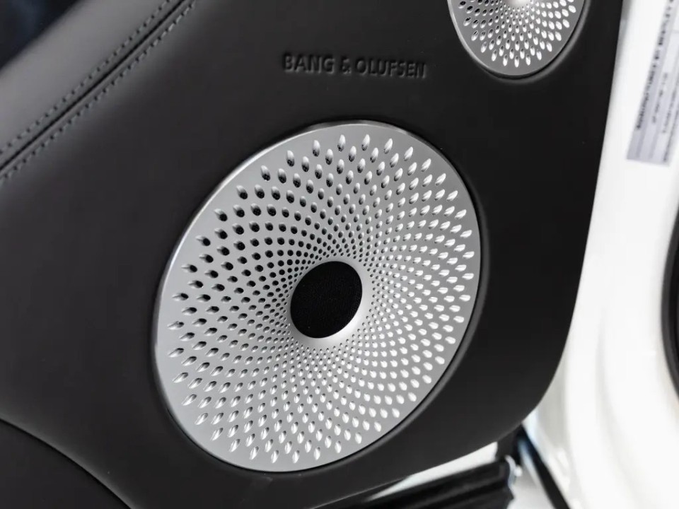 Bentley Bentayga V8 - foto 21