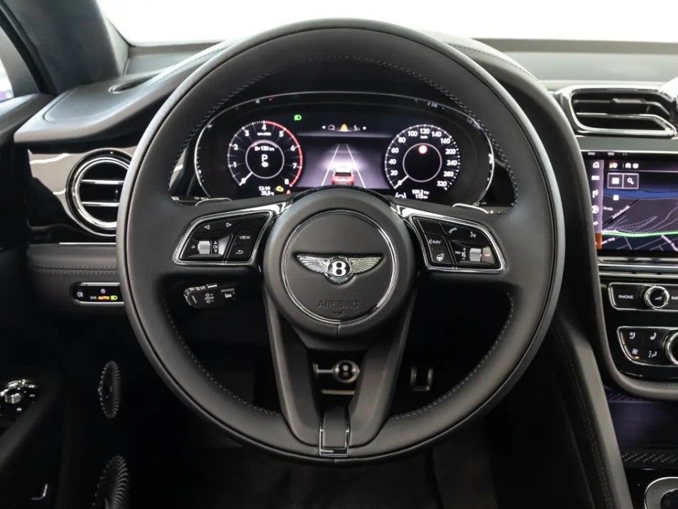 Bentley Bentayga V8 - foto 6