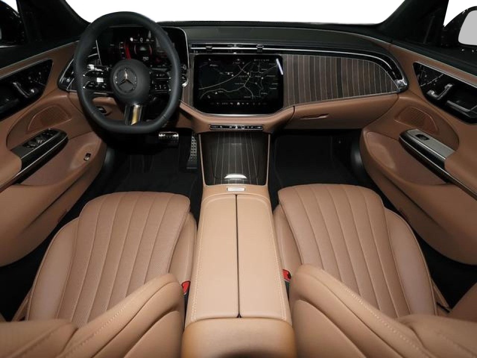 Mercedes-Benz E 220d 4MATIC AMG - foto 6