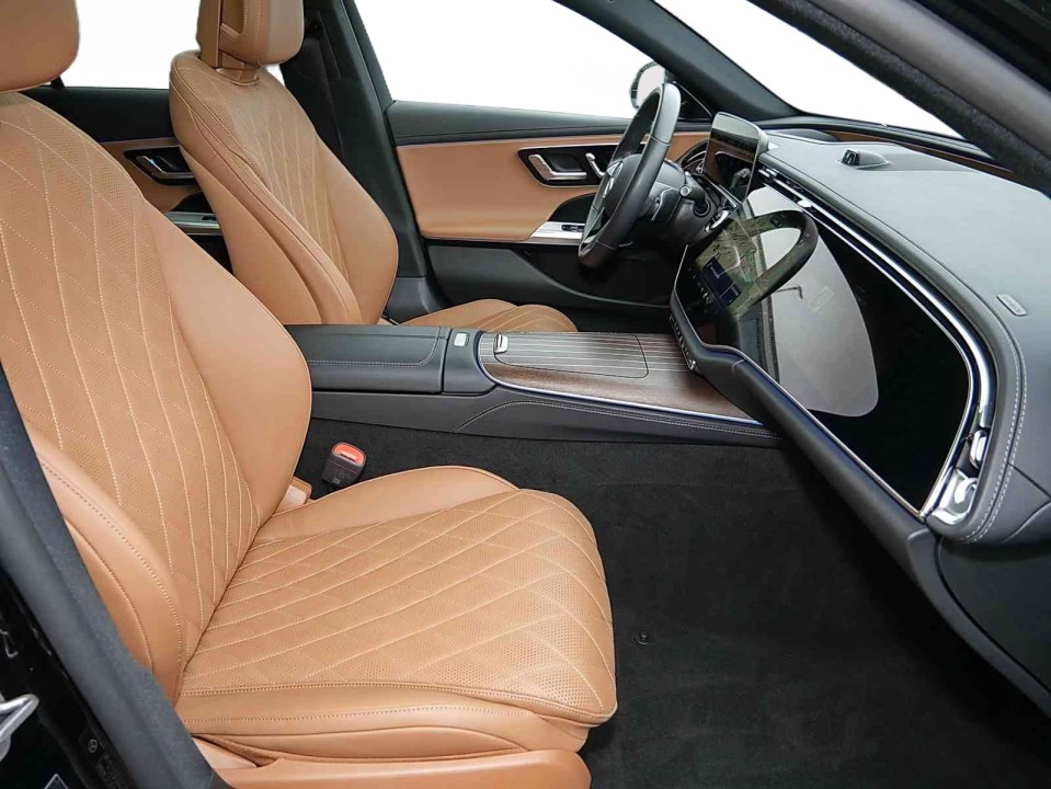 Mercedes-Benz E 300e - foto 6