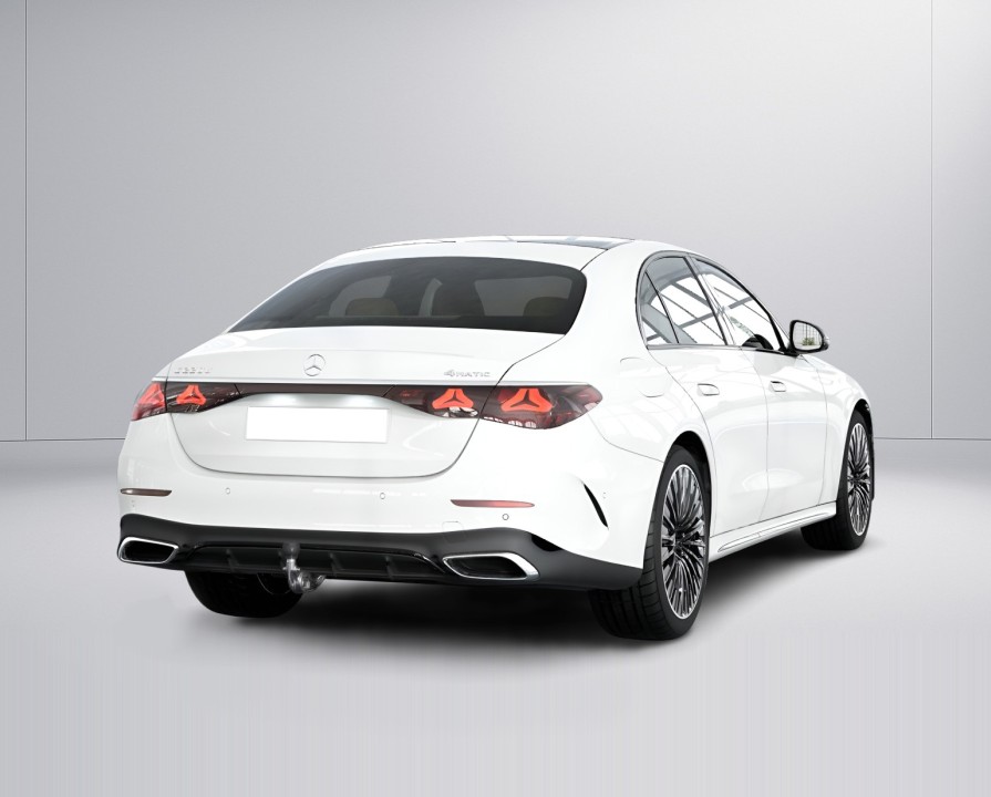 Mercedes-Benz E 220d 4MATIC AMG - foto 8