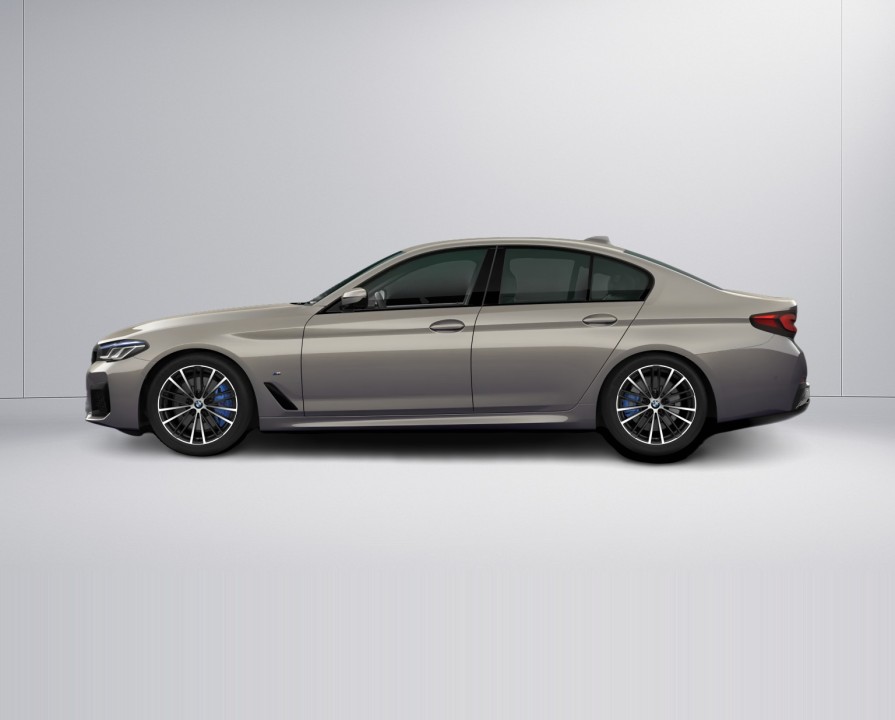 BMW Seria 5 xDrive540d (3)