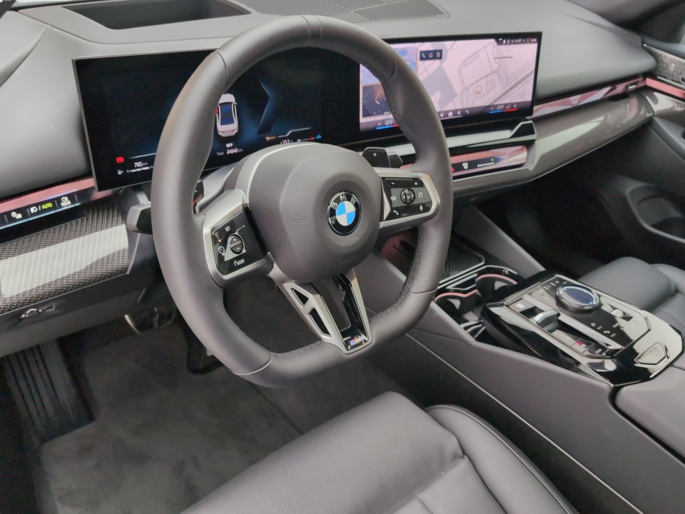 BMW Seria 5 xDrive540d - foto 8