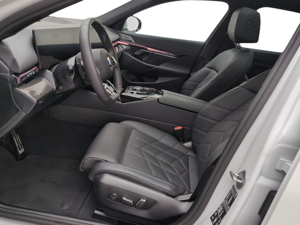 BMW Seria 5 xDrive540d - foto 6