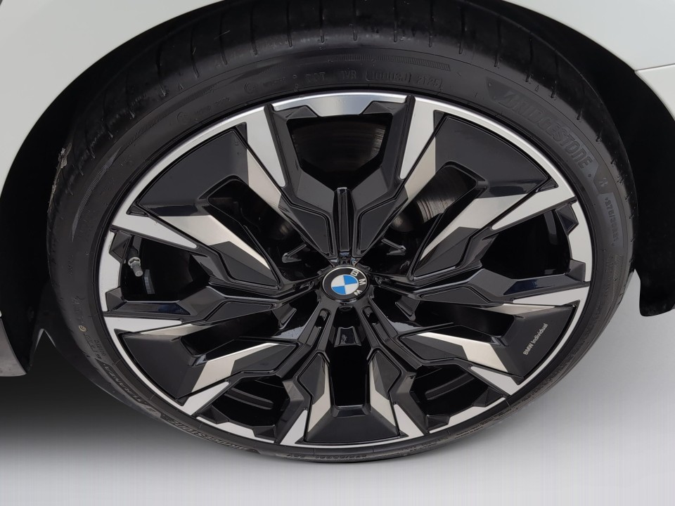 BMW Seria 5 xDrive540d - foto 13