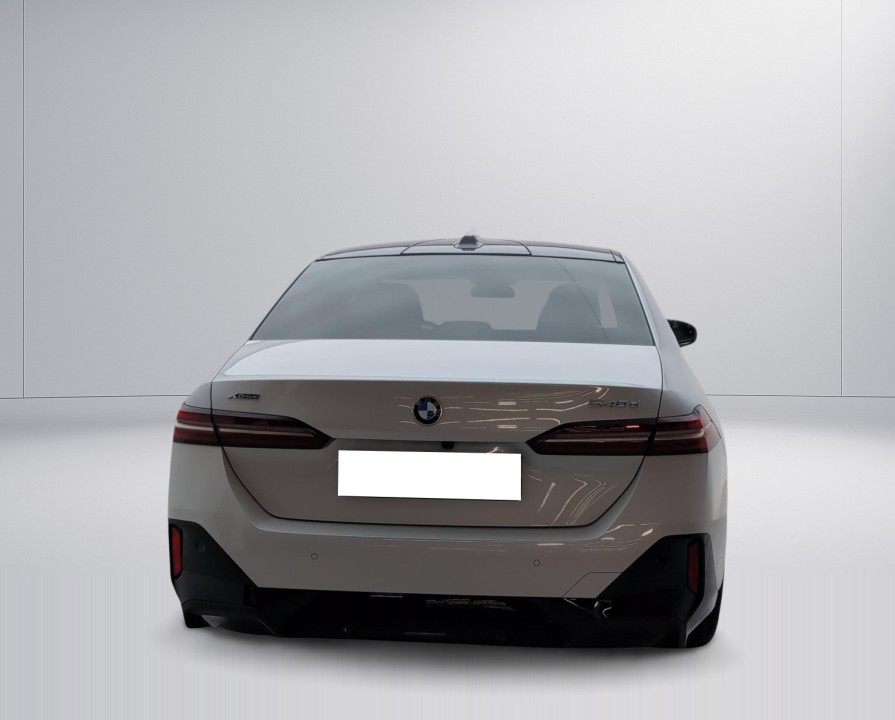 BMW Seria 5 xDrive540d (4)