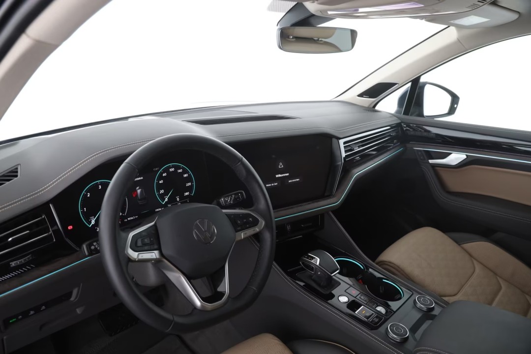 Volkswagen Touareg V6 TDI Elegance - foto 8