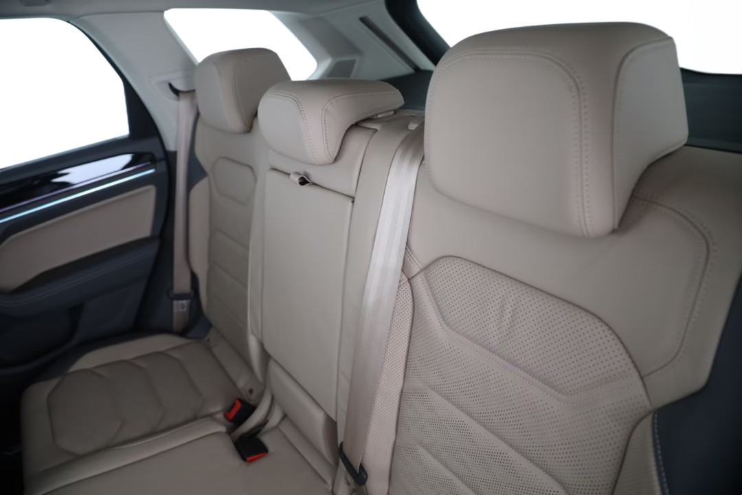 Volkswagen Touareg V6 TDI Elegance - foto 14