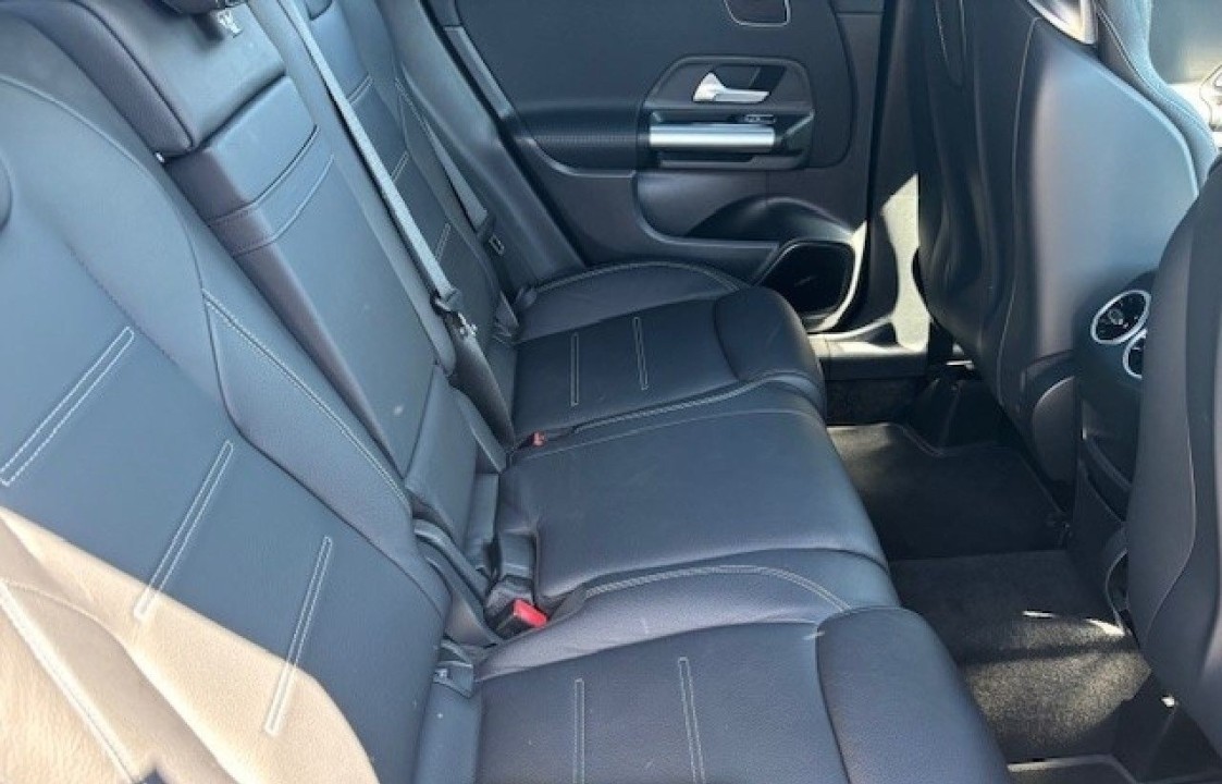 Mercedes-Benz GLA 35 AMG 4MATIC - foto 9