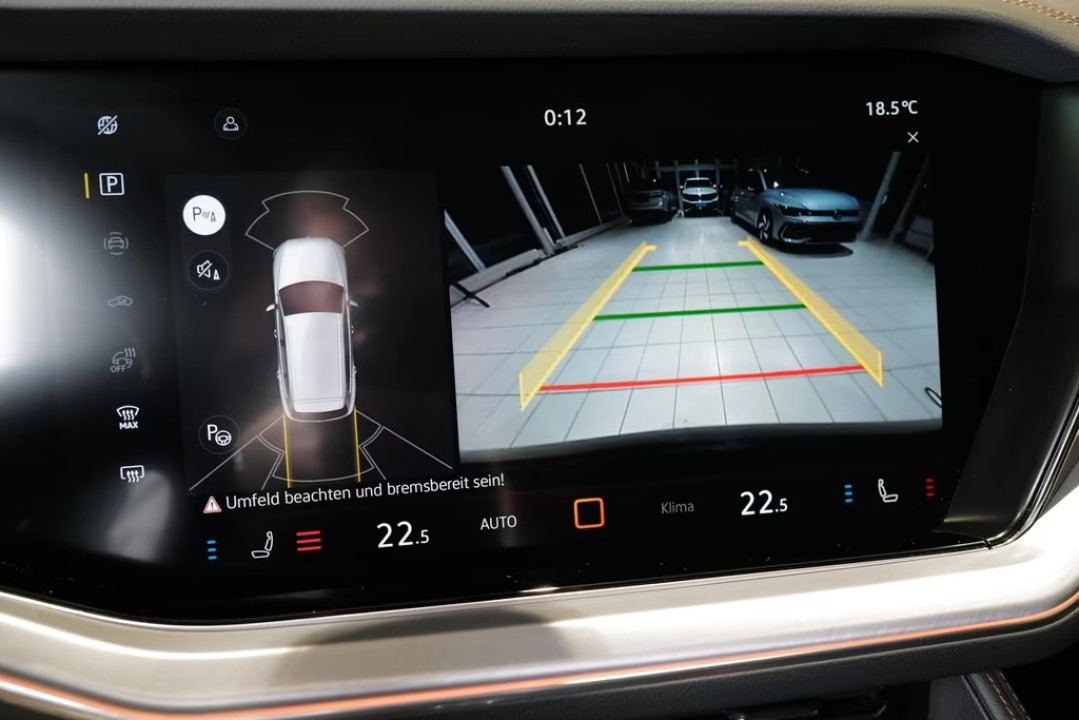 Volkswagen Touareg V6 TDI R-Line - foto 20