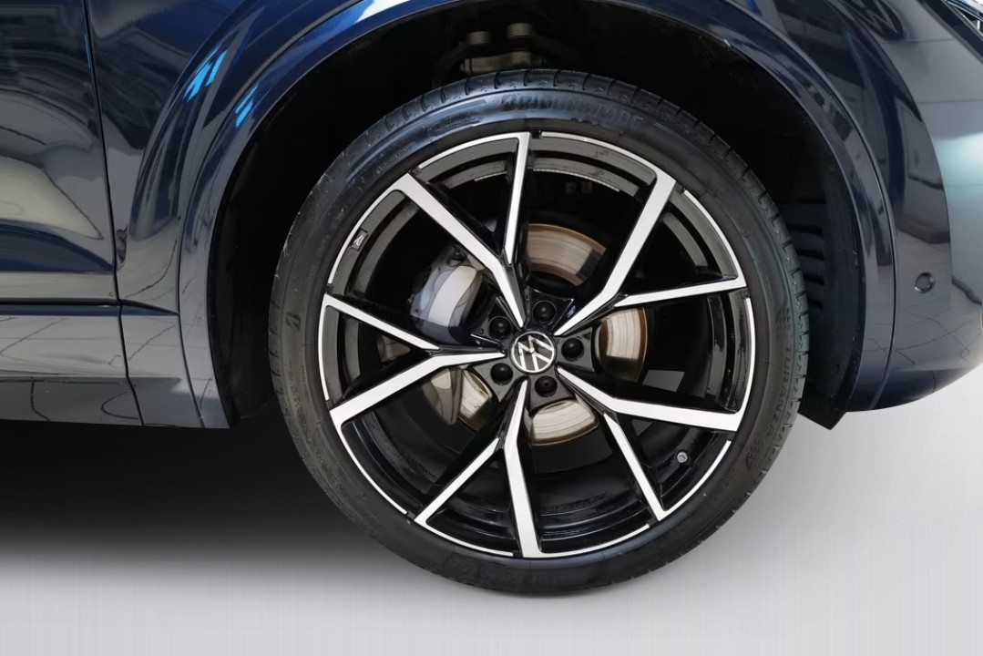 Volkswagen Touareg V6 TDI R-Line - foto 25