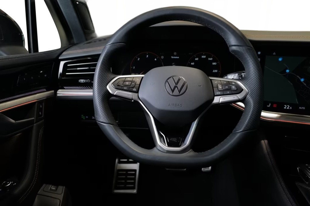 Volkswagen Touareg V6 TDI R-Line - foto 11