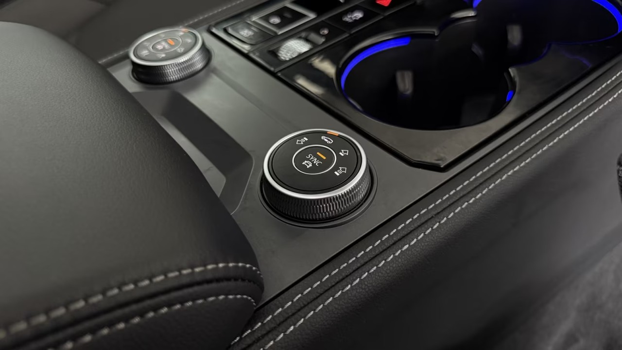 Volkswagen Touareg 3.0 TSI 4Motion R-Line - foto 18