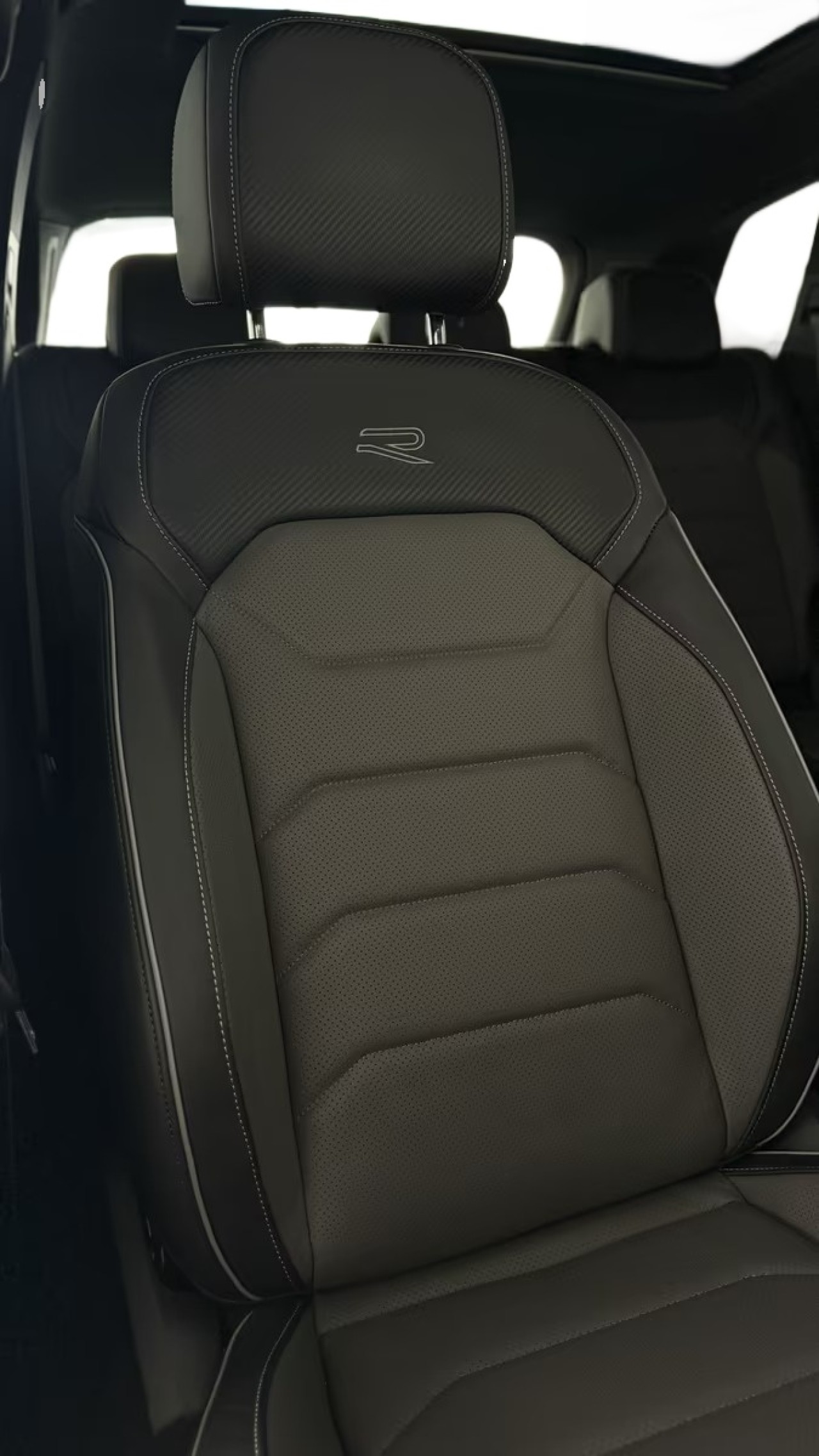 Volkswagen Touareg 3.0 TSI 4Motion R-Line - foto 27