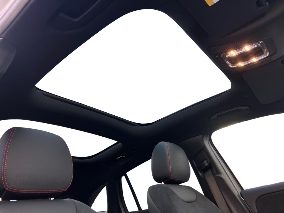 Mercedes-Benz EQA 350 4MATIC AMG - foto 11