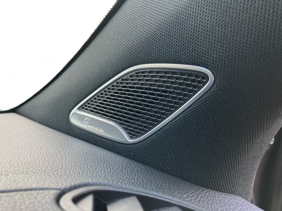 Mercedes-Benz EQA 350 4MATIC AMG - foto 13