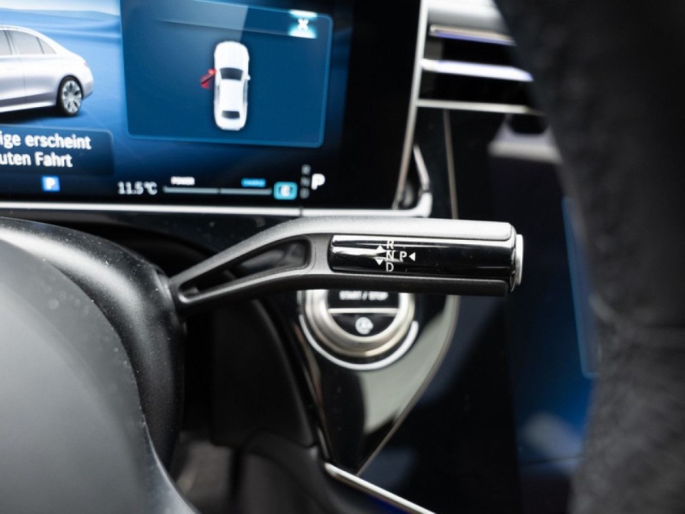 Mercedes-Benz E 200 4MATIC AMG Line - foto 14