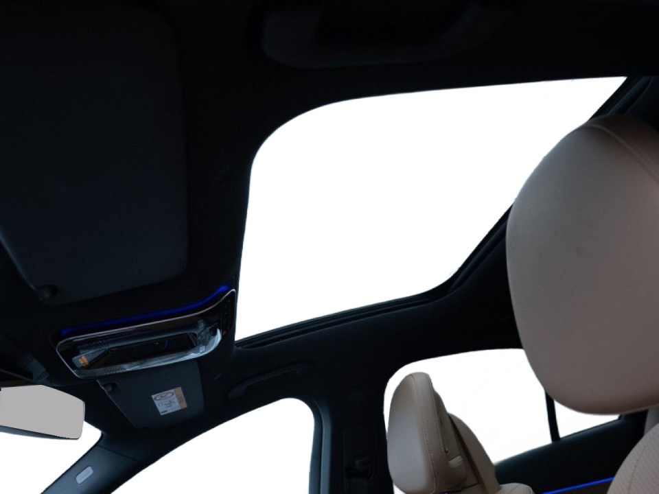 Mercedes-Benz E 200 4MATIC AMG Line - foto 25