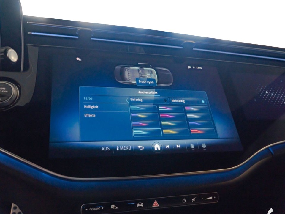 Mercedes-Benz E 200 4MATIC AMG Line - foto 17