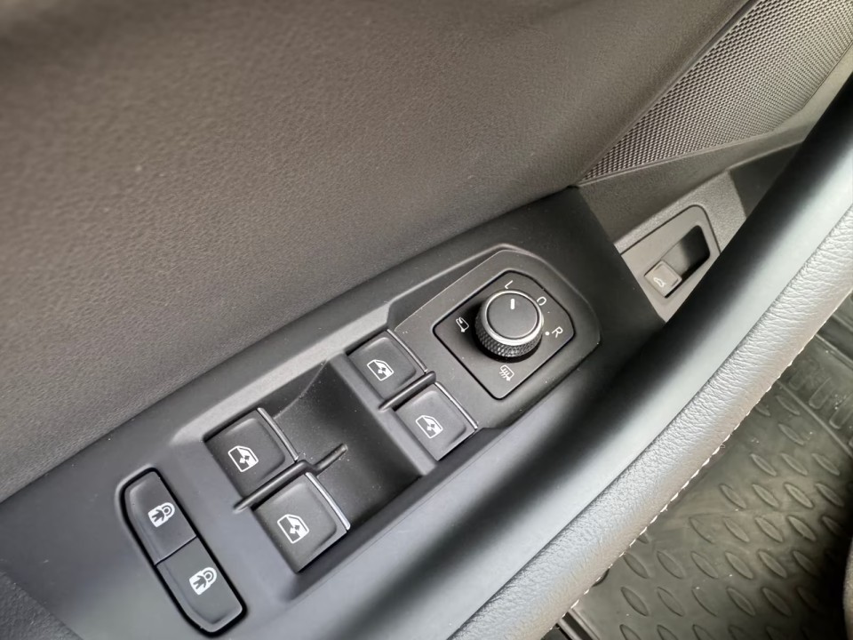 Volkswagen Touareg 3.0 TSI R-Line 4Motion - foto 12