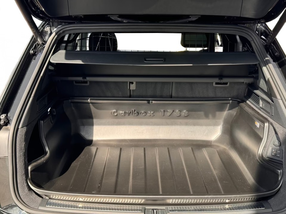 Volkswagen Touareg 3.0 TSI R-Line 4Motion - foto 27