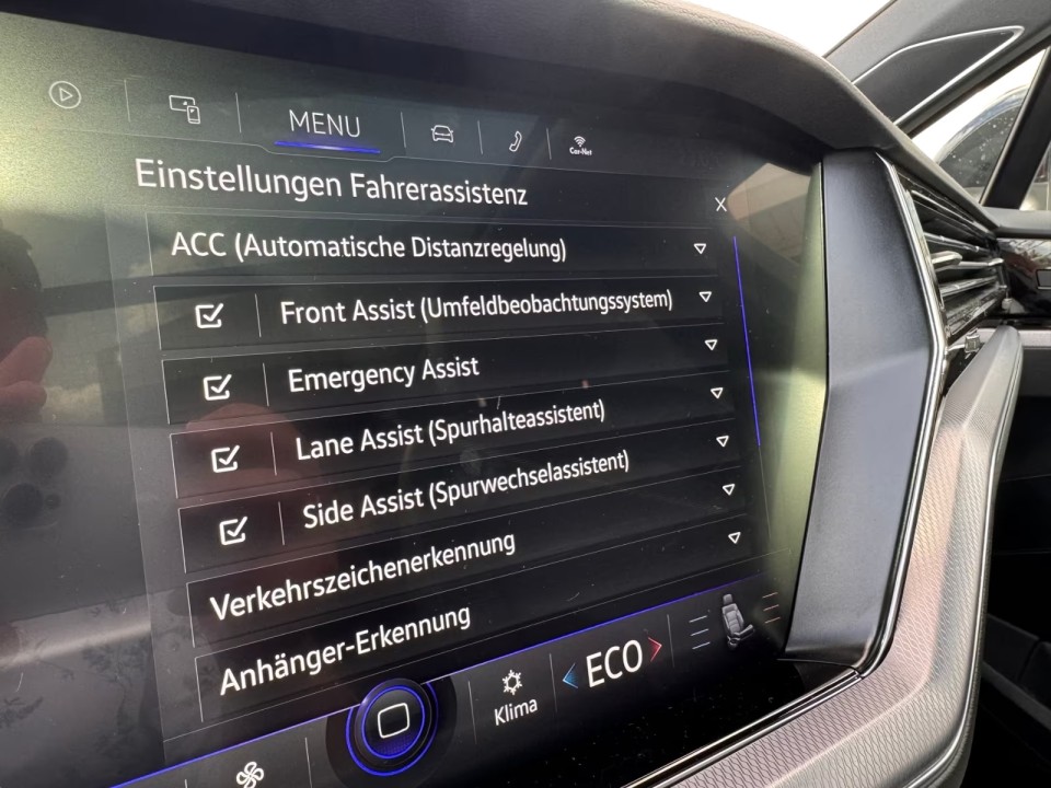 Volkswagen Touareg 3.0 TSI R-Line 4Motion - foto 20