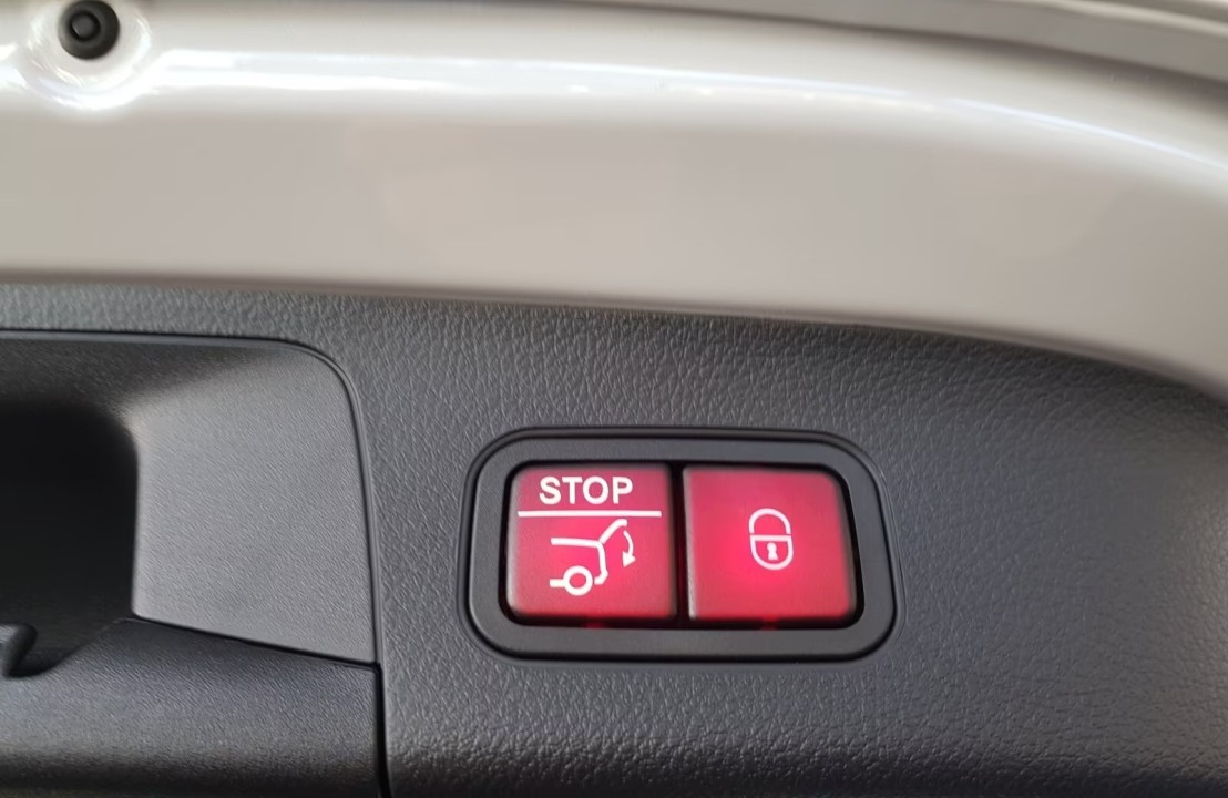 Mercedes-Benz EQA 350 4MATIC AMG - foto 14